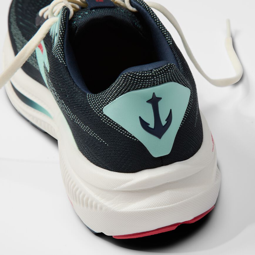Brooks Kraken x Ghost 17 Navy/Ice/Red