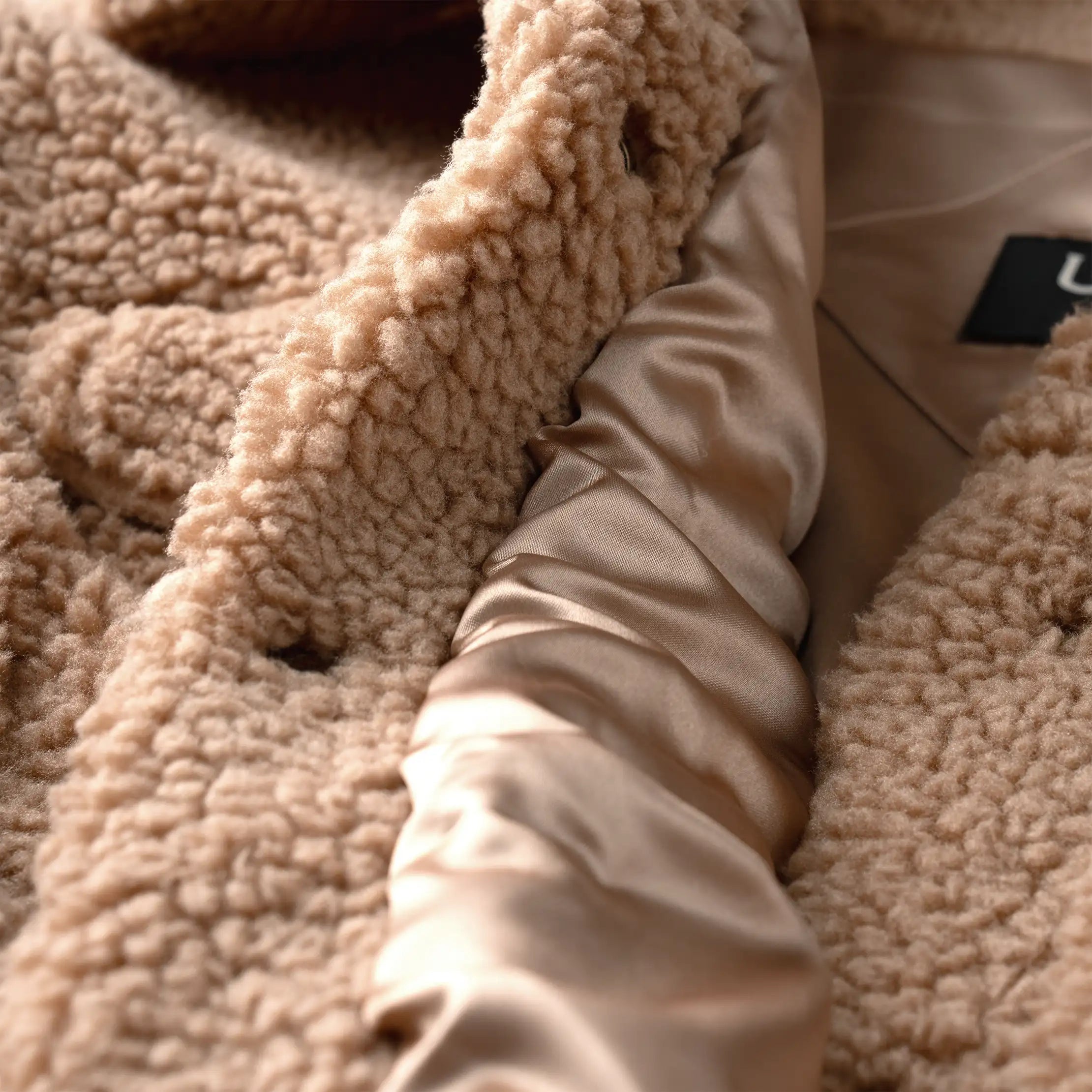 Ugg Frankie Sherpa Trucker Jacket Camel