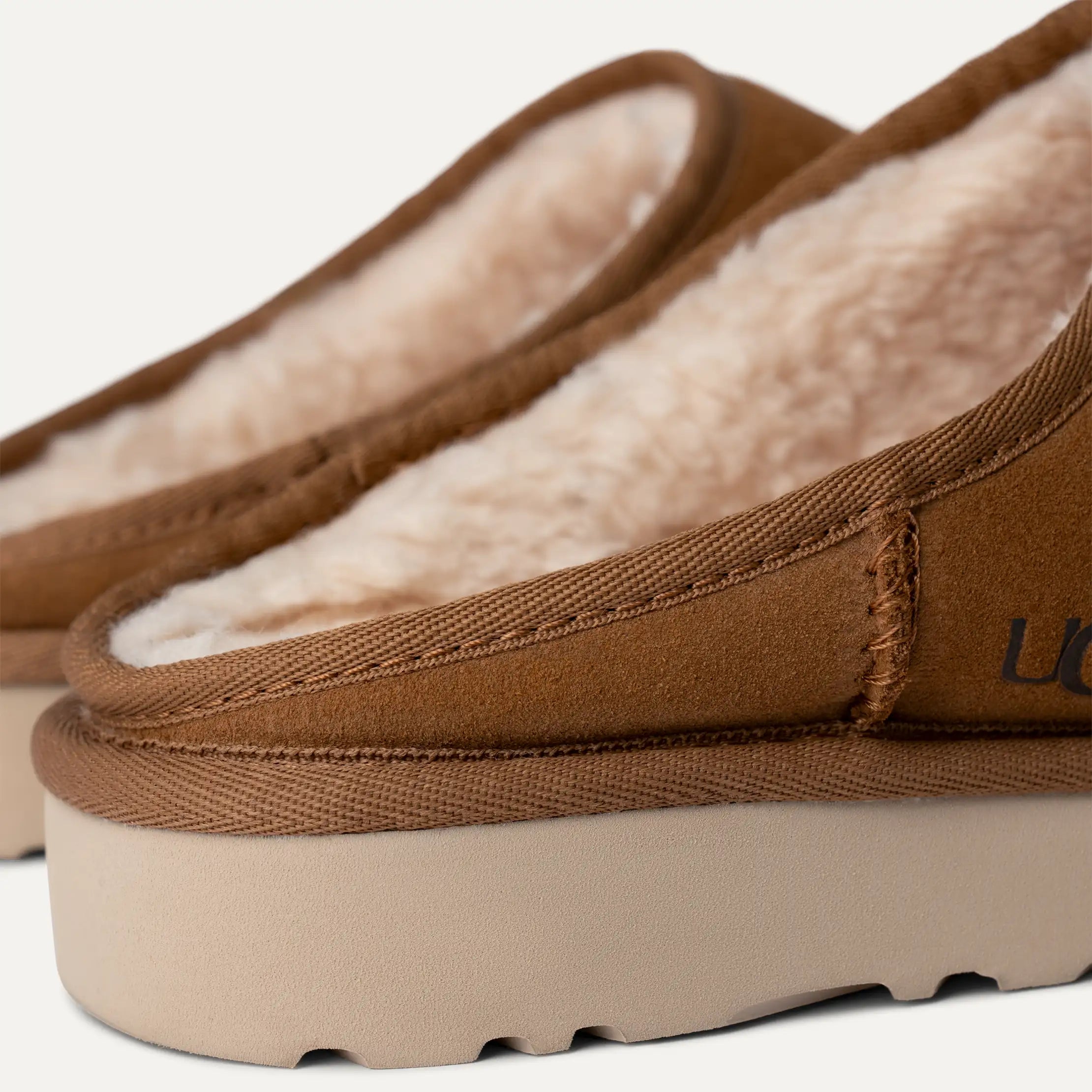 Ugg Classic Slip-On Chestnut