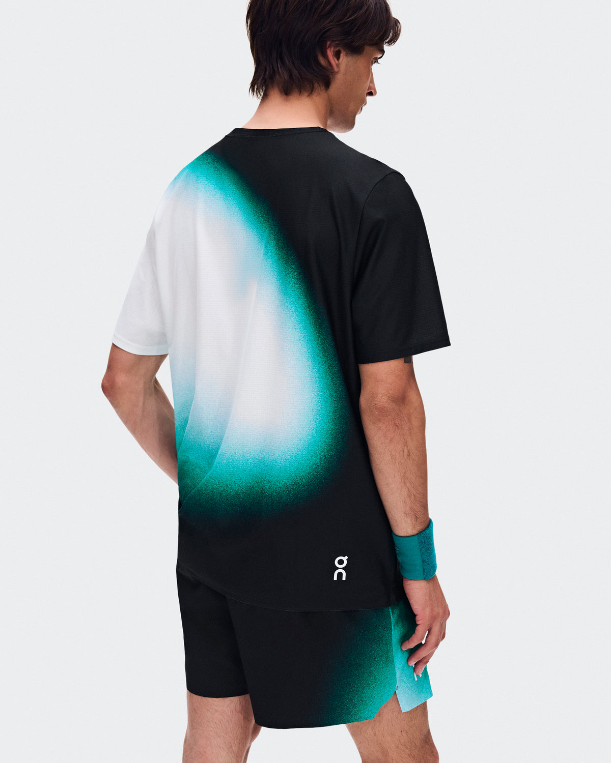 On Court-T Swing Black | Neem