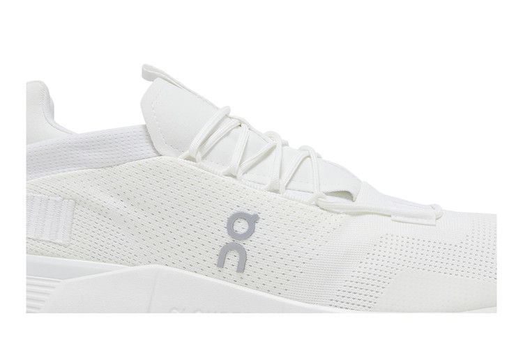 On Running Cloudnova All White