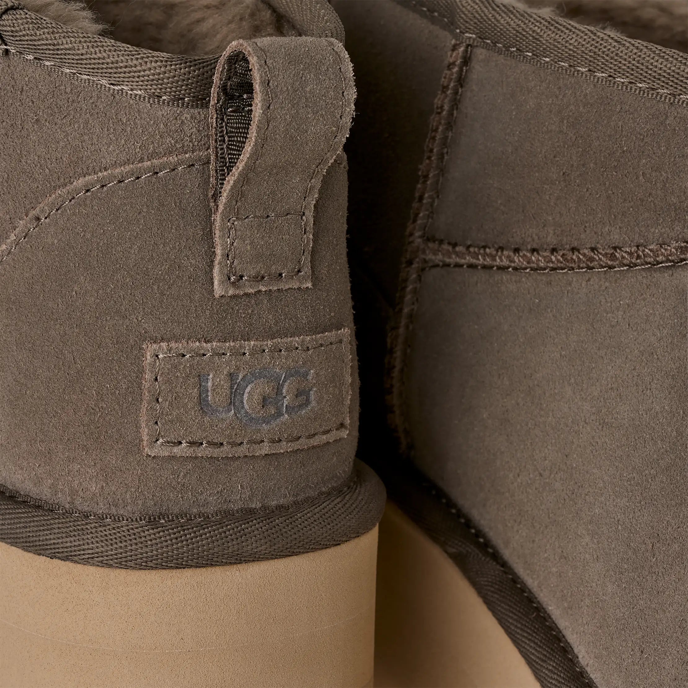 Ugg Classic Ultra Mini Platform Dried Oregano