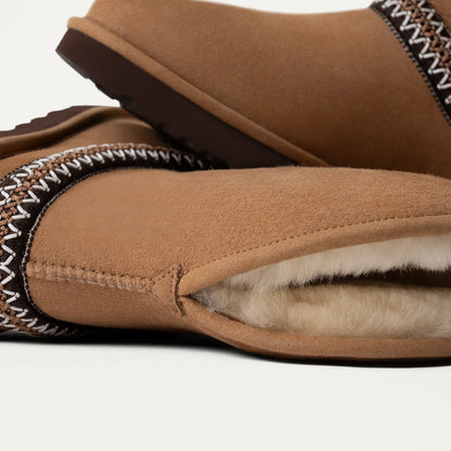 Ugg Classic Short Crescent Chestnut