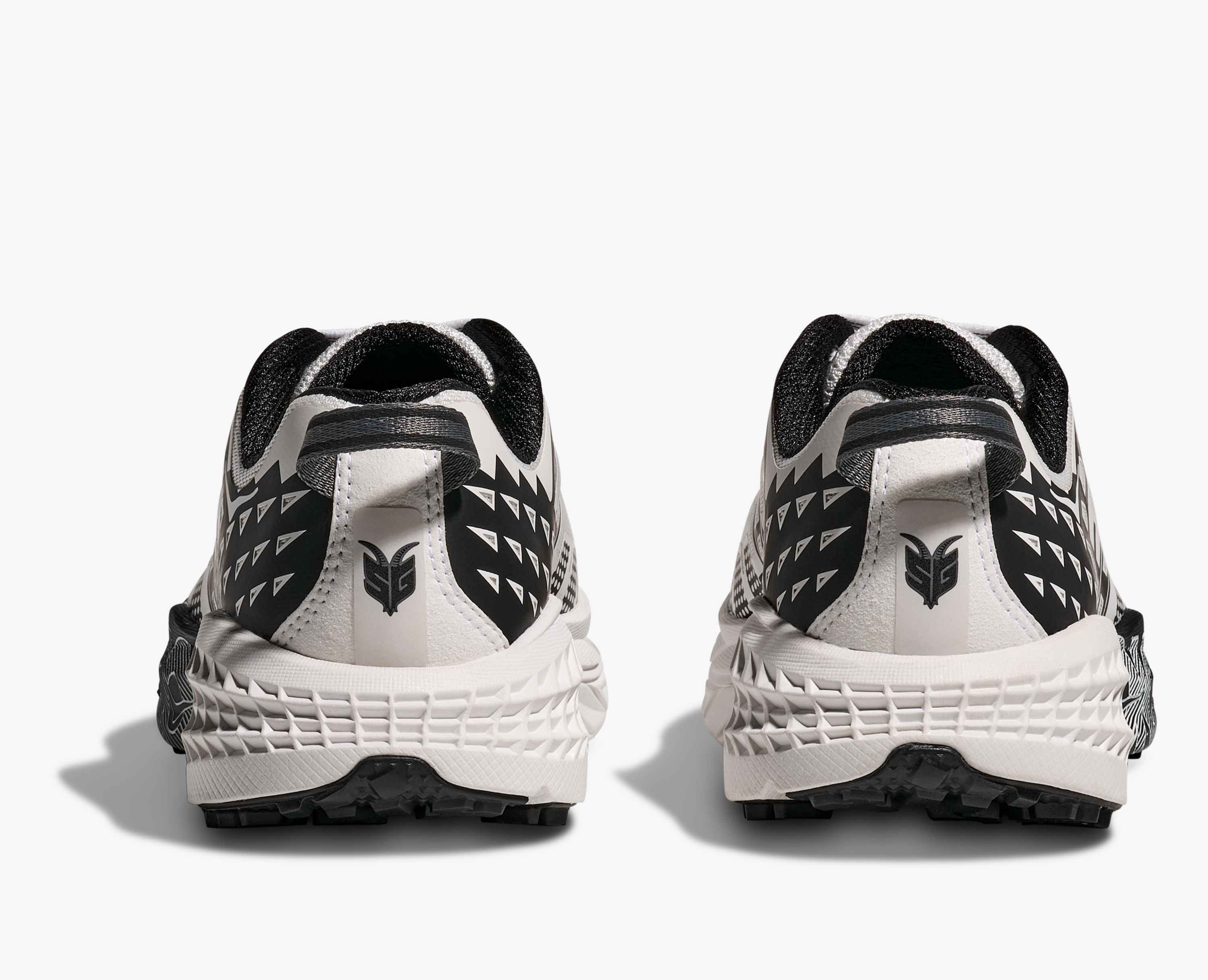 Hoka Speedgoat 2 Black Frost