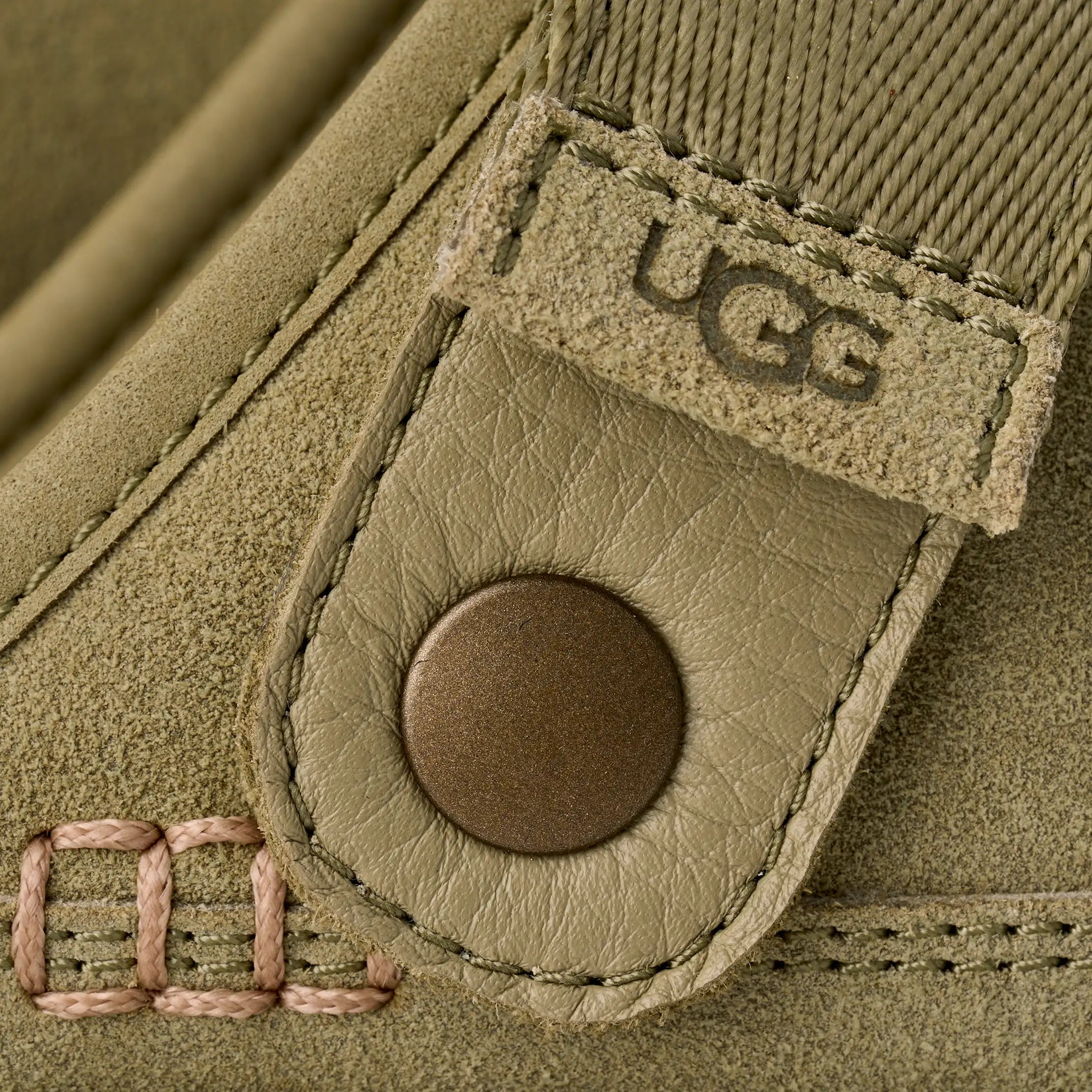 Ugg Goldencoast Clog Ii Muted Brass / Magnolia Leaf