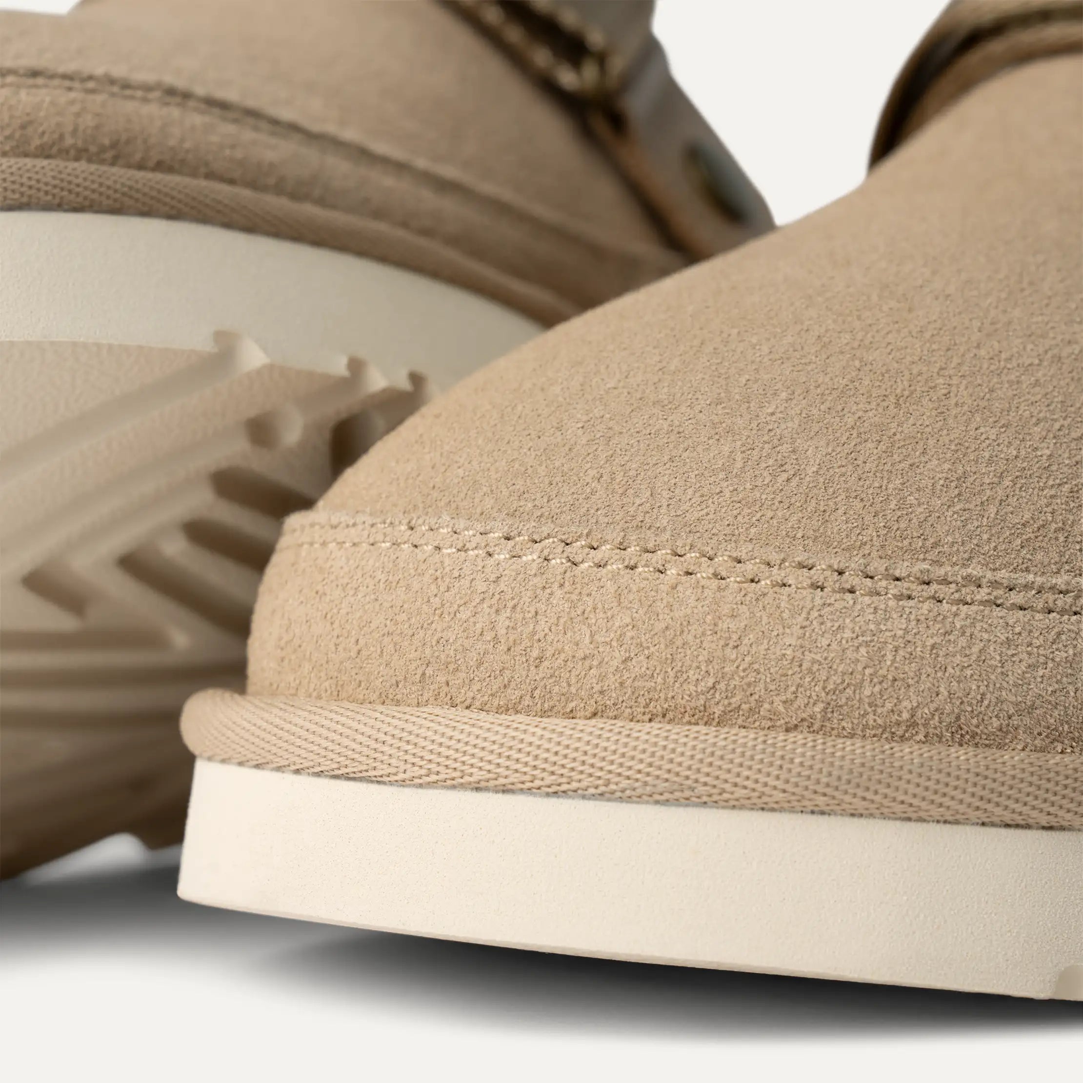 Ugg Goldencoast Clog Ii Sand