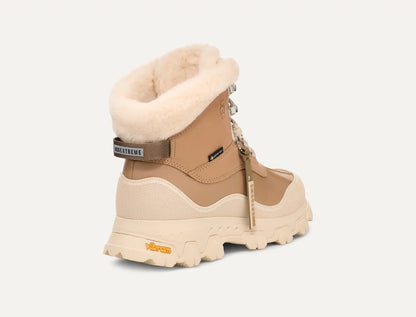 Ugg Adirondack Meridian Hiker Sand