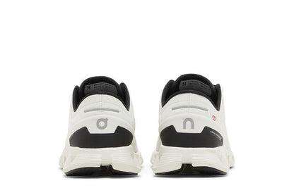 On Running Cloud X 3 Ivory Black