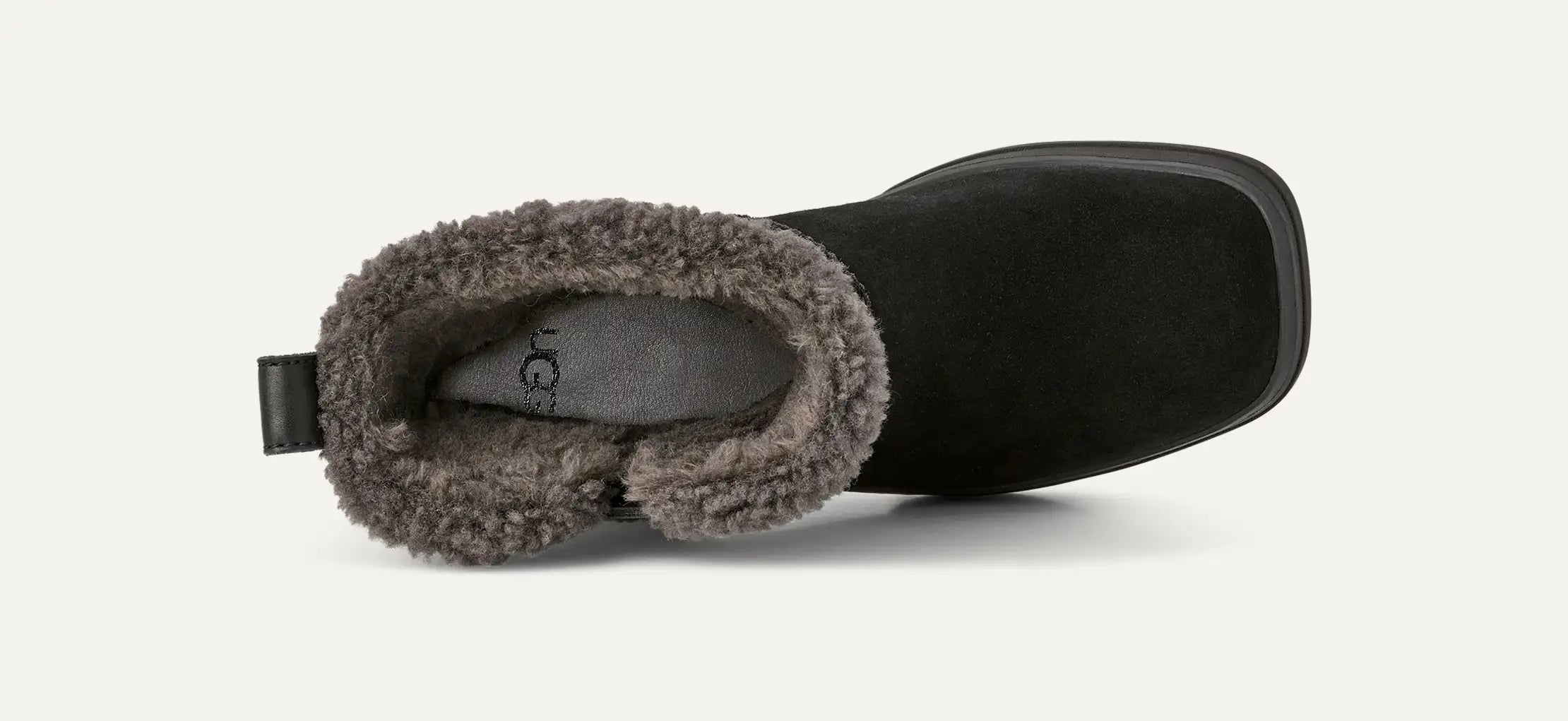 Ugg Moxy Pull On Black