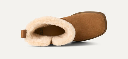 Ugg Moxy Pull On Chestnut