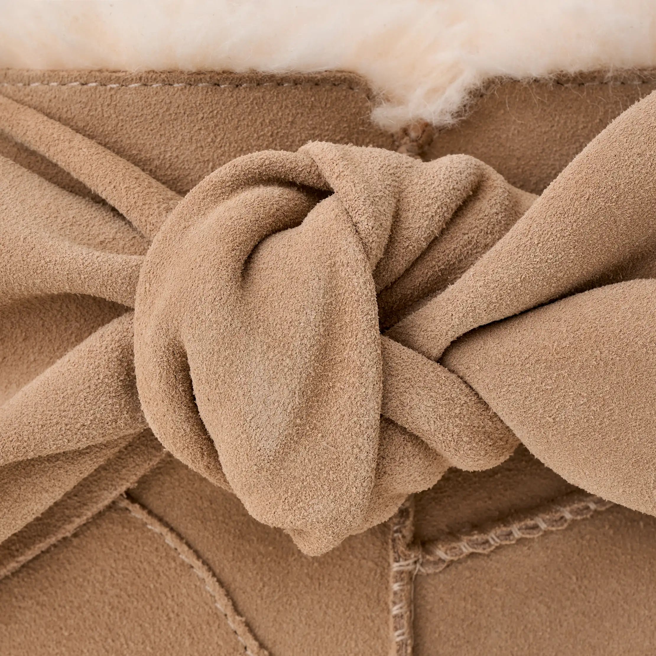 Ugg Classic Mini Bow Sand