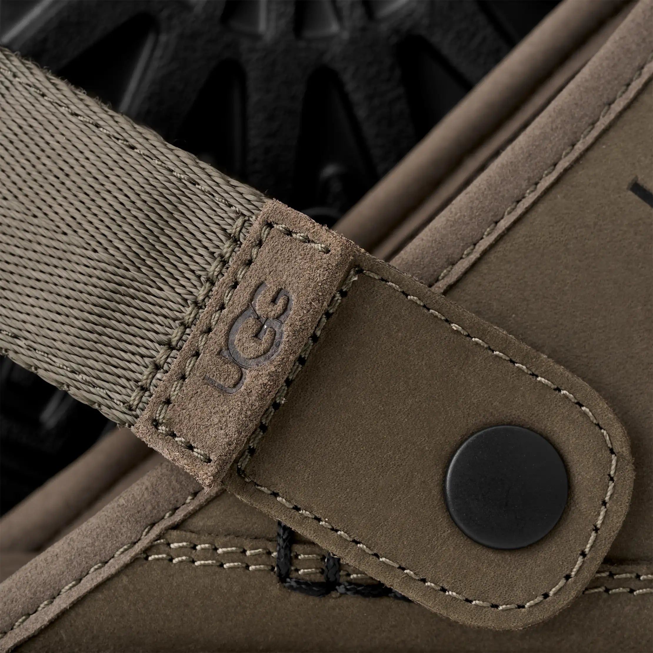 Ugg Goldencoast Clog Ii Nubuck Dried Oregano