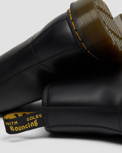 Dr. Martens 1460 Smooth Leather Lace Up Boots Black - Womens