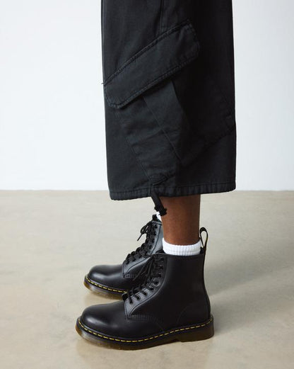 Dr Martens Smooth Leather Lace Up Boots - Black