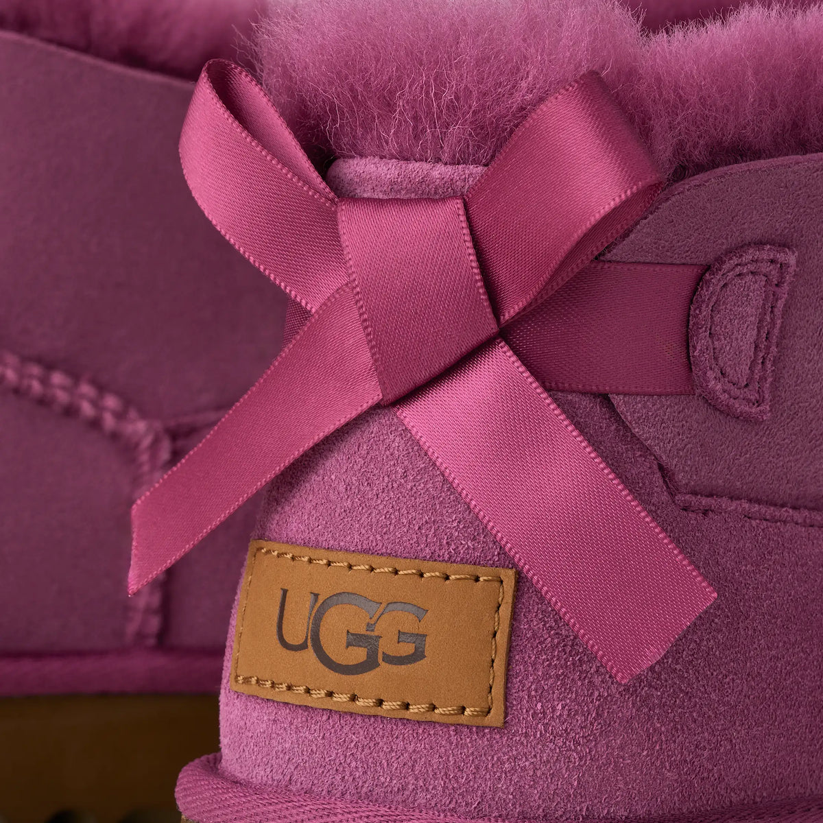 Ugg Ultra Mini Bailey Bow Dark Winterberry