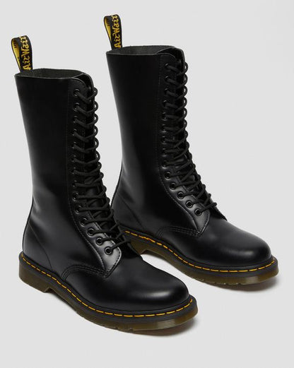 Dr Martens Smooth Leather Tall Boots - Black