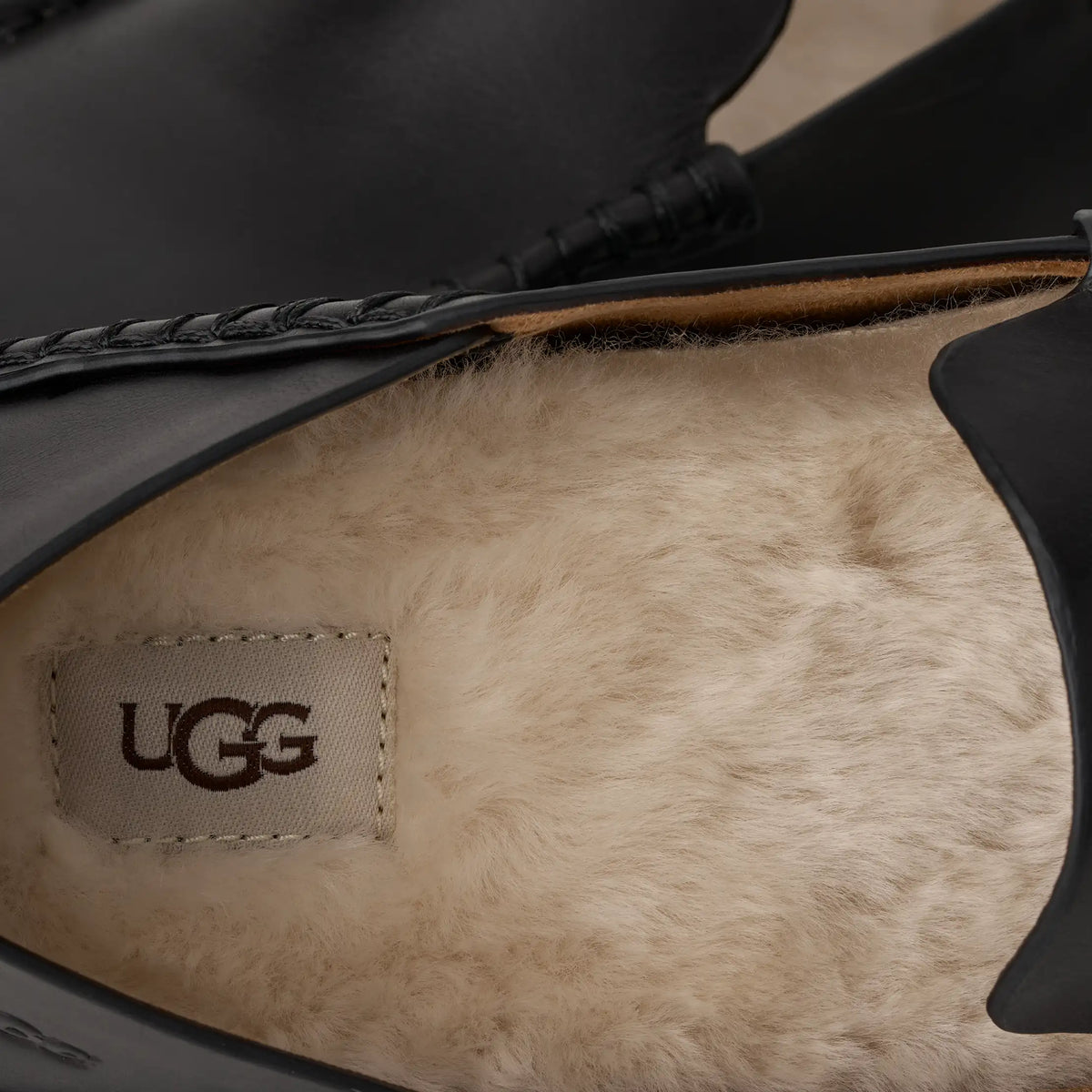Ugg Eldrie Loafer Black Leather