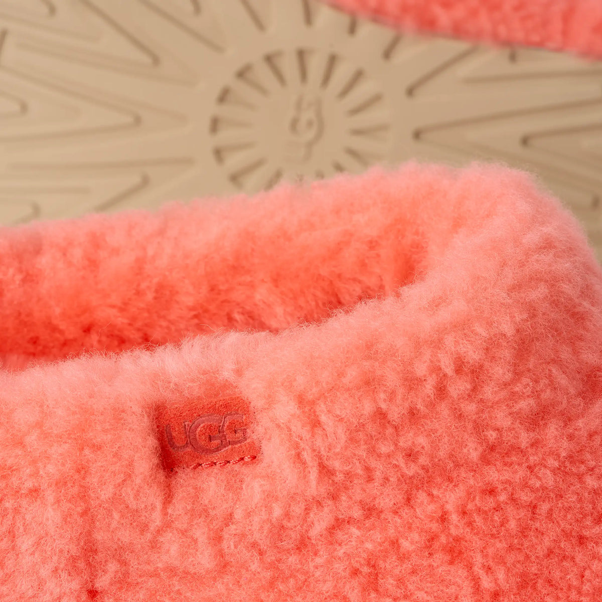 Ugg Enwrap Fluffed Clog Orange Gerbera