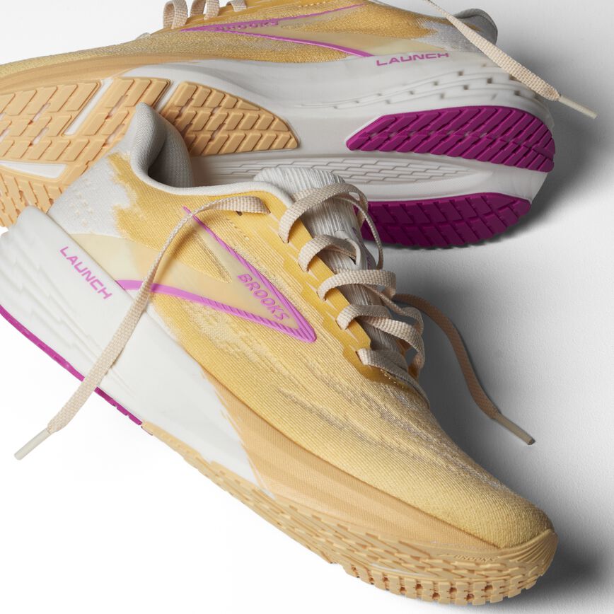Brooks Launch 11 Sherbert/Coconut/Pink (Women's)