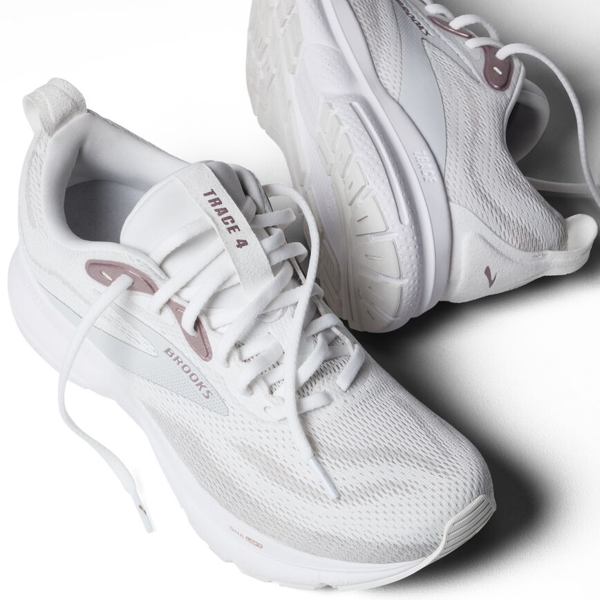 Brooks Trace 4 White/Oyster/Rose (Women's)