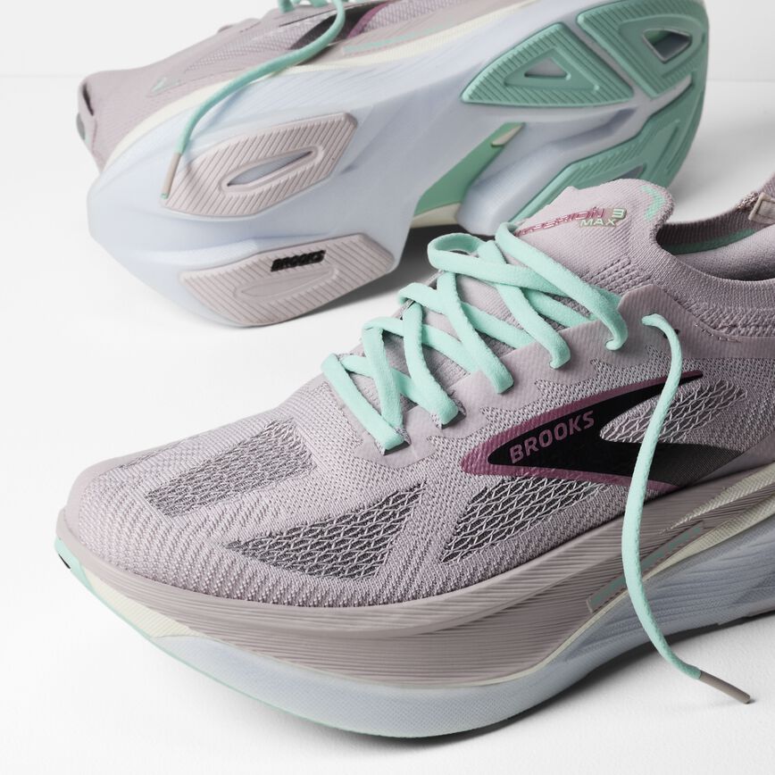 Brooks Hyperion Max 3 Pink/Yucca/Black (Women's)