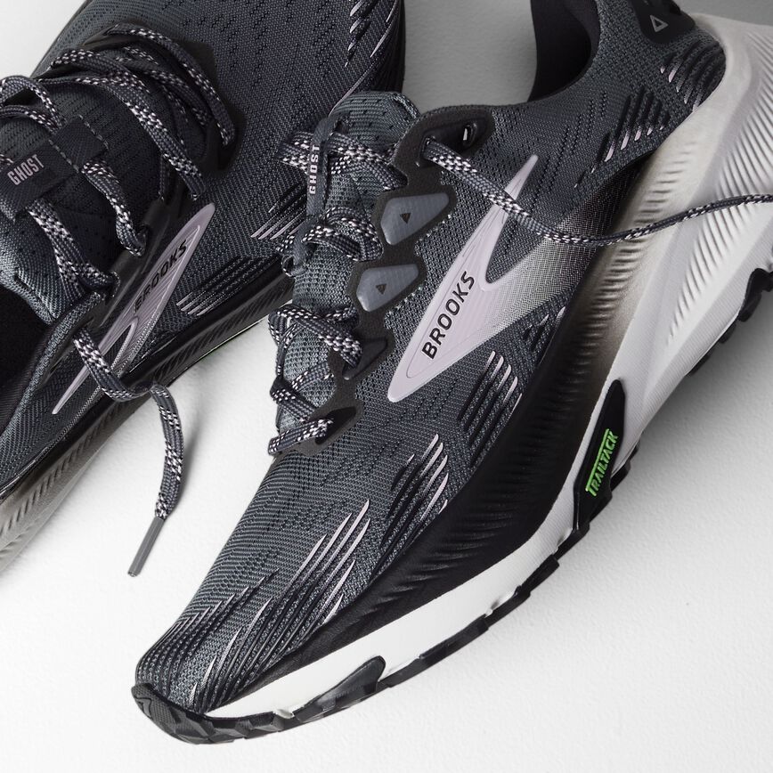 Brooks Ghost Trail Poppy Seed/Black/Pink (Women's)