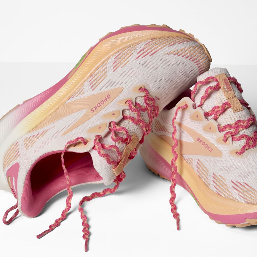 Brooks Ghost Trail White/Pink/Peach (Women's)