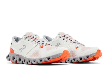 On Running Cloud X 3 Ivory Alloy (Women's)