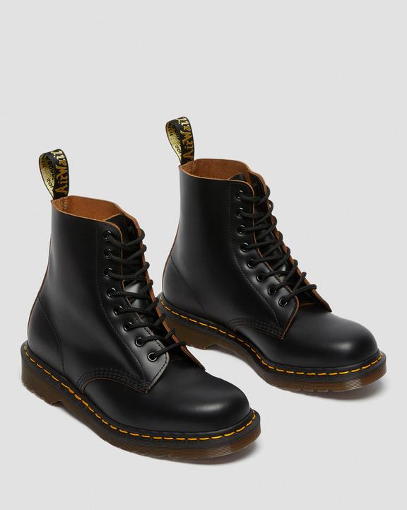 1460 Vintage Made In England Lace Up Boots - Black - Mens
