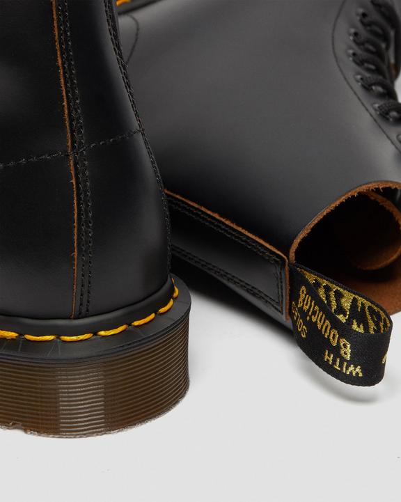 1460 Vintage Made In England Lace Up Boots - Black - Mens