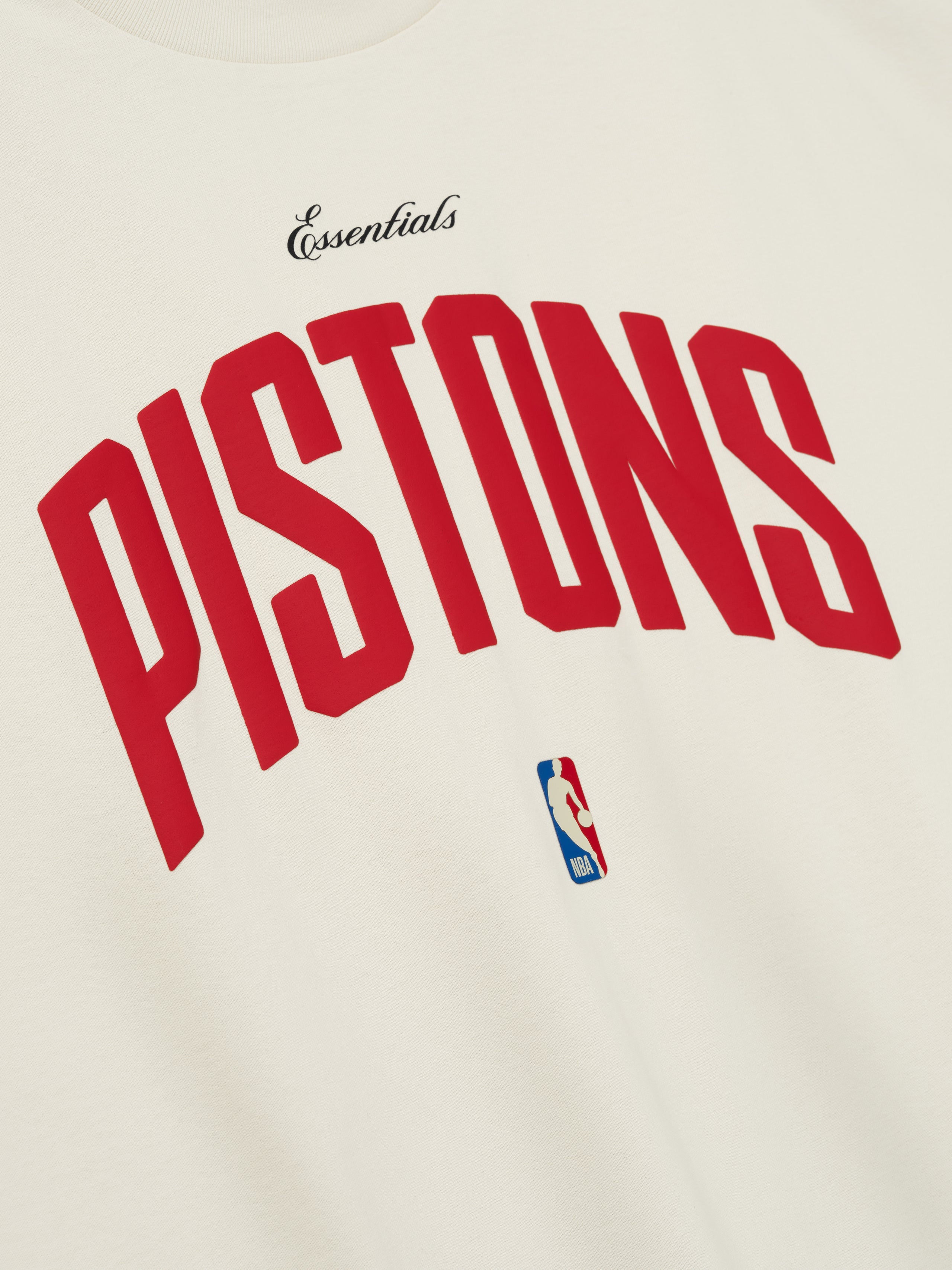 Essentials Pistons 90S Tee Cream White