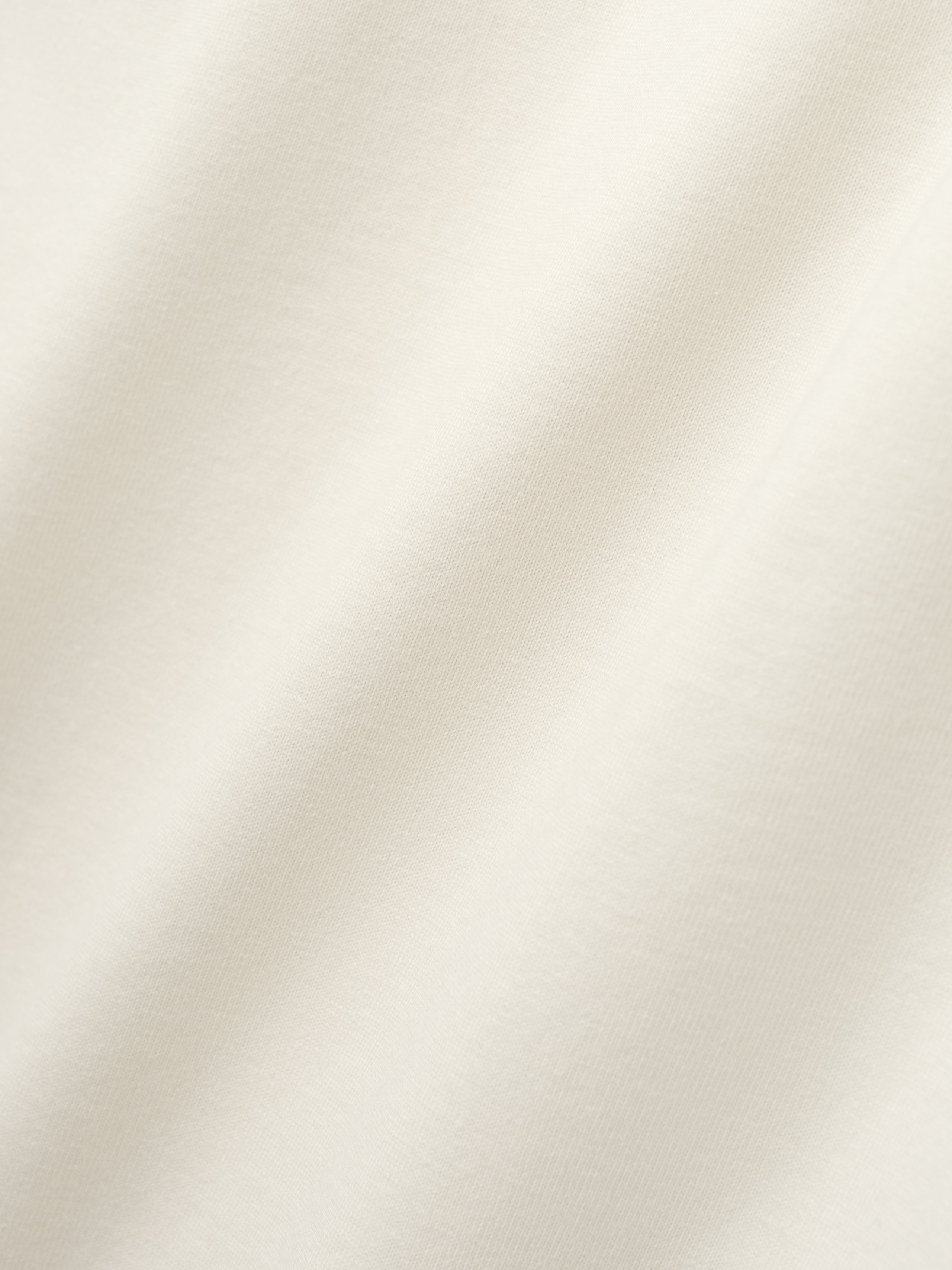 Essentials Pistons 90S Tee Cream White