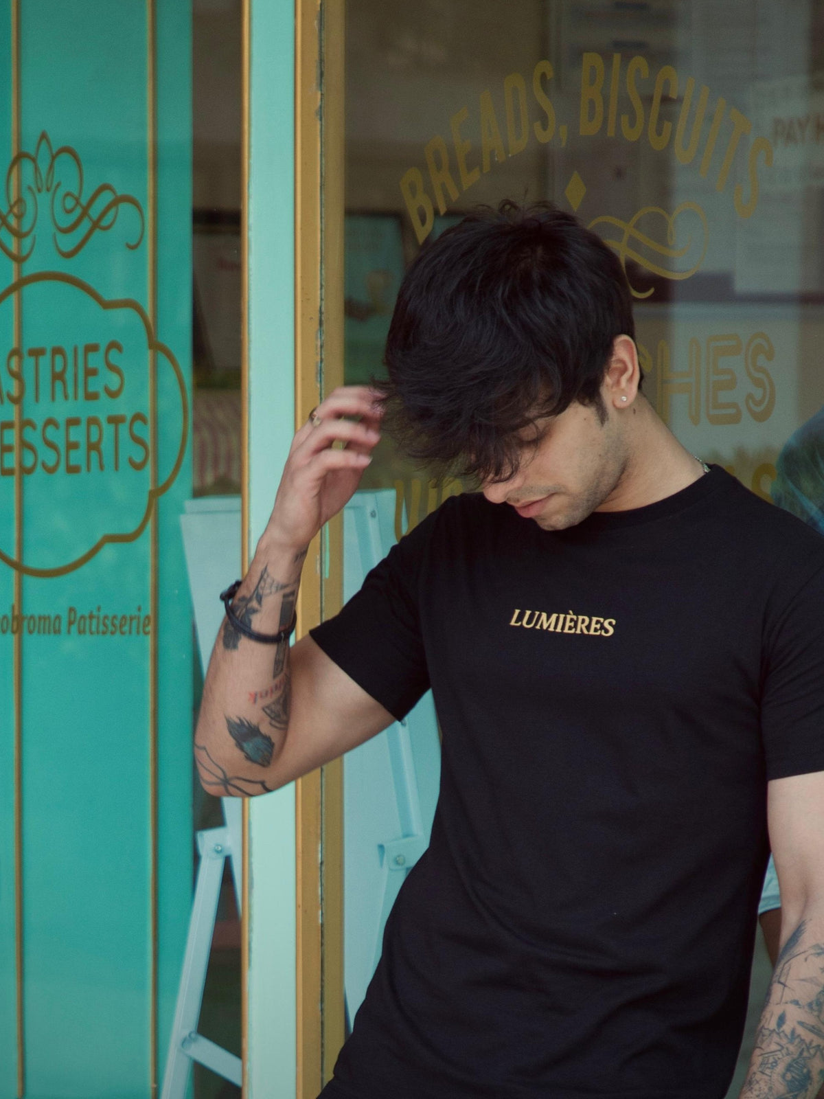 VISIONS TEE