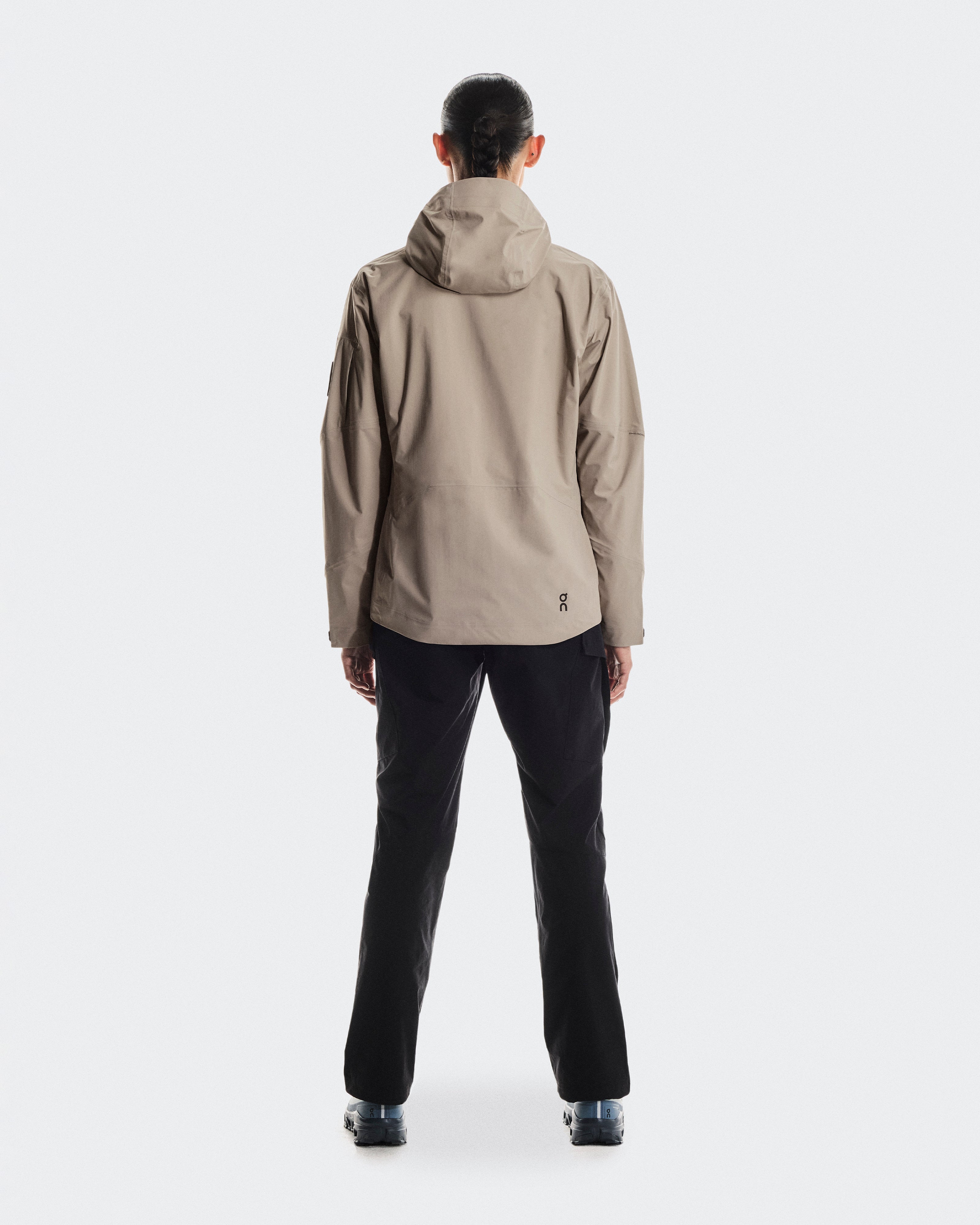 On Trek Jacket Desert (Women's)