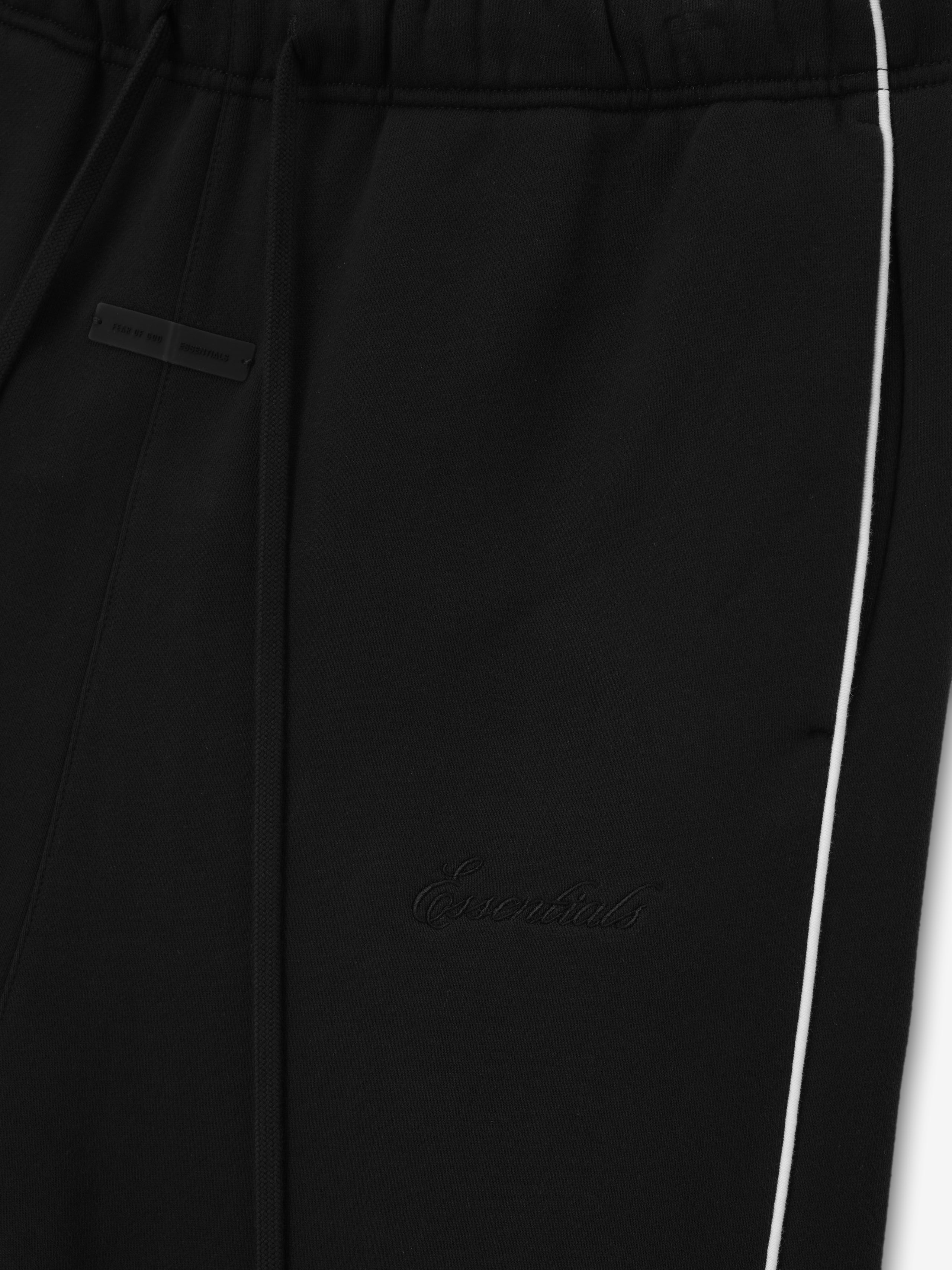 Essentials Relaxed Fleece Sweatpant With Piping Jet Black/Cloud White