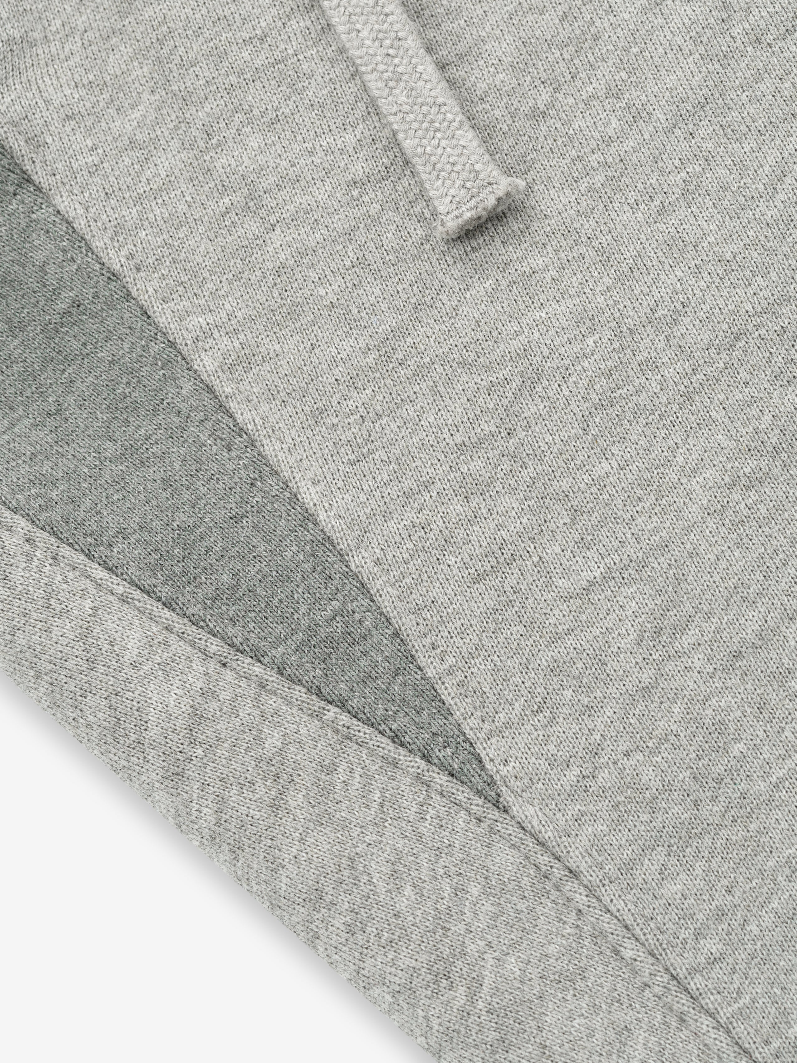 Essentials Signature Classic Fit Flare Sweatpant Concrete Heather