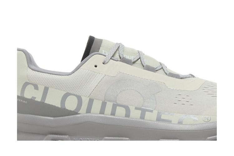 On Running Cloudmonster Ice Alloy