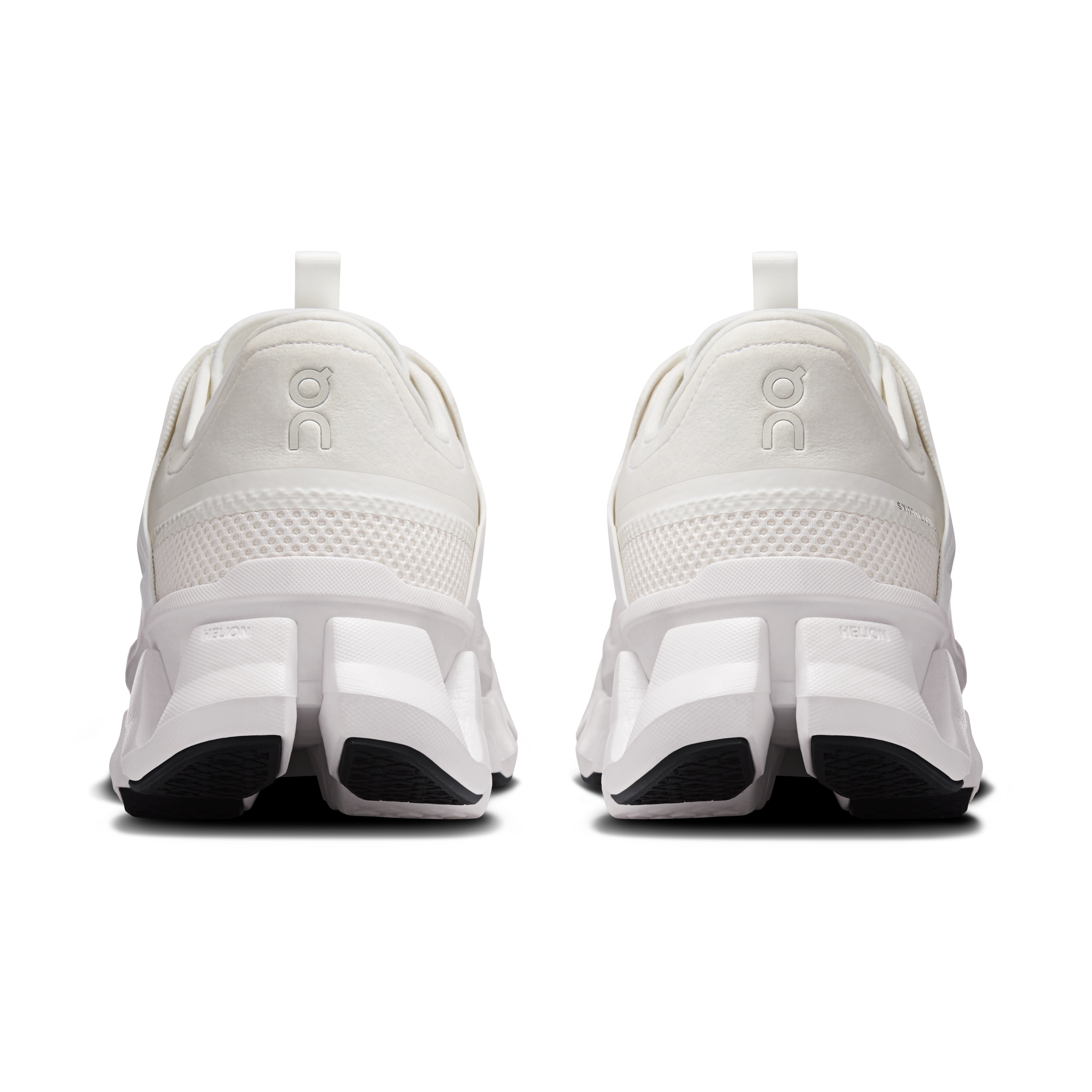 On Cloudswift Amp White White