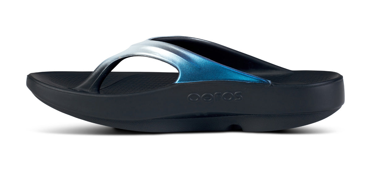 Oofos Women's Luxe Sandal Frost