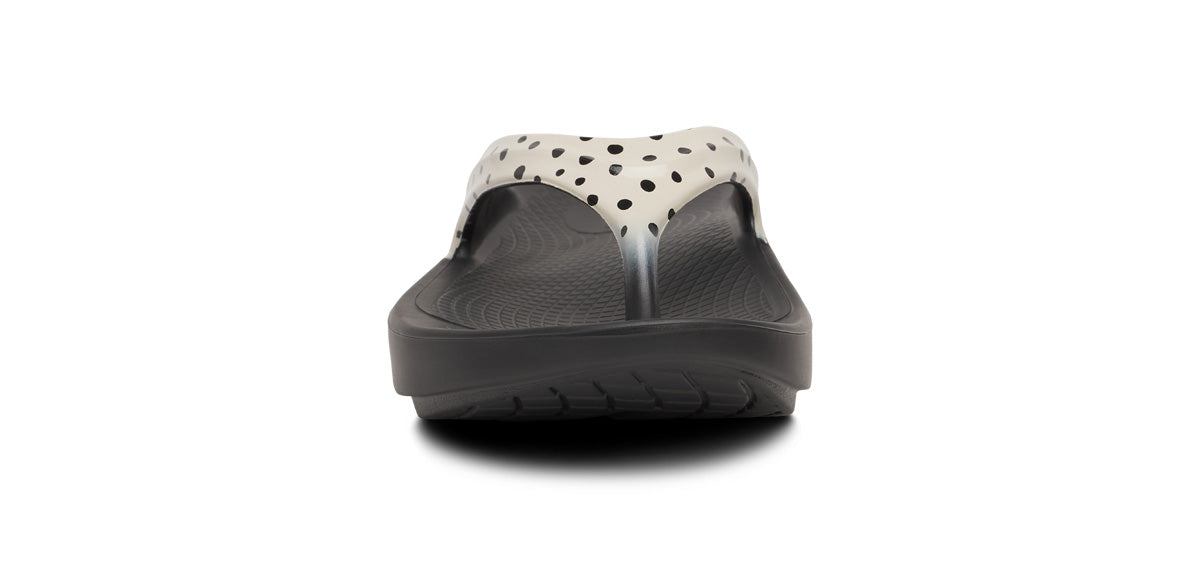 Oofos Women's Limited Sandal Pebble