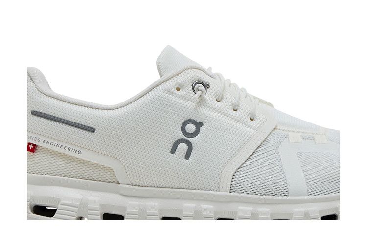 On Running Cloud 6 All White