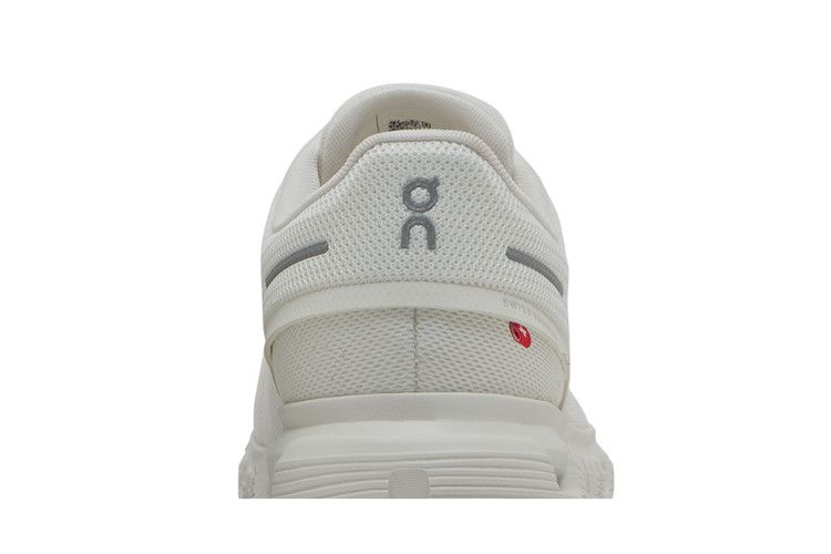 On Running Cloud 6 All White (Women's)