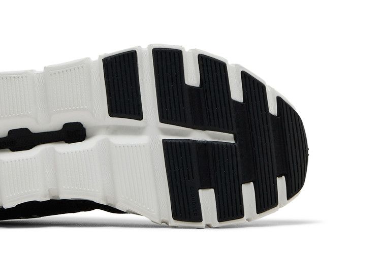 On Running Cloud 6 Black White (Women's)