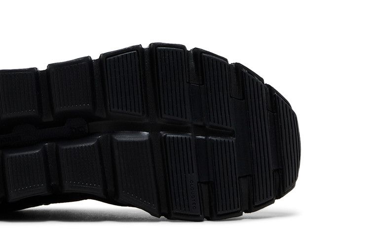 On Running Cloud 6 All Black (Women's)