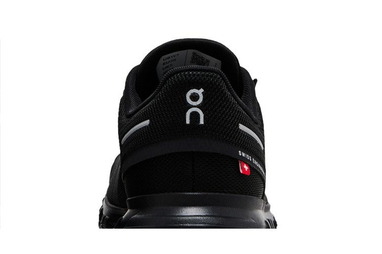 On Running Cloud 6 All Black (Women's)