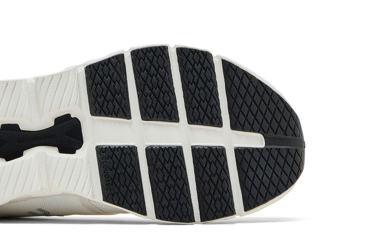 On Running Cloud X 4 Ivory Black