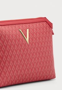 Valentino Queen Re Cross Body Bag Rubin/Multi Coloured