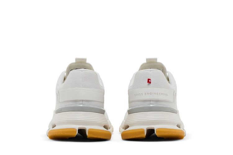 On Running Cloudnova Form 2 White Ivory
