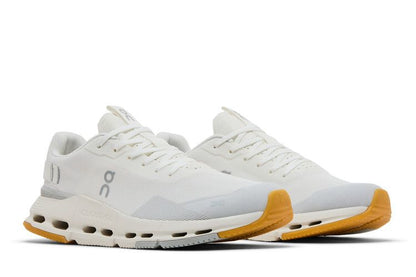 On Running Cloudnova Form 2 White Ivory