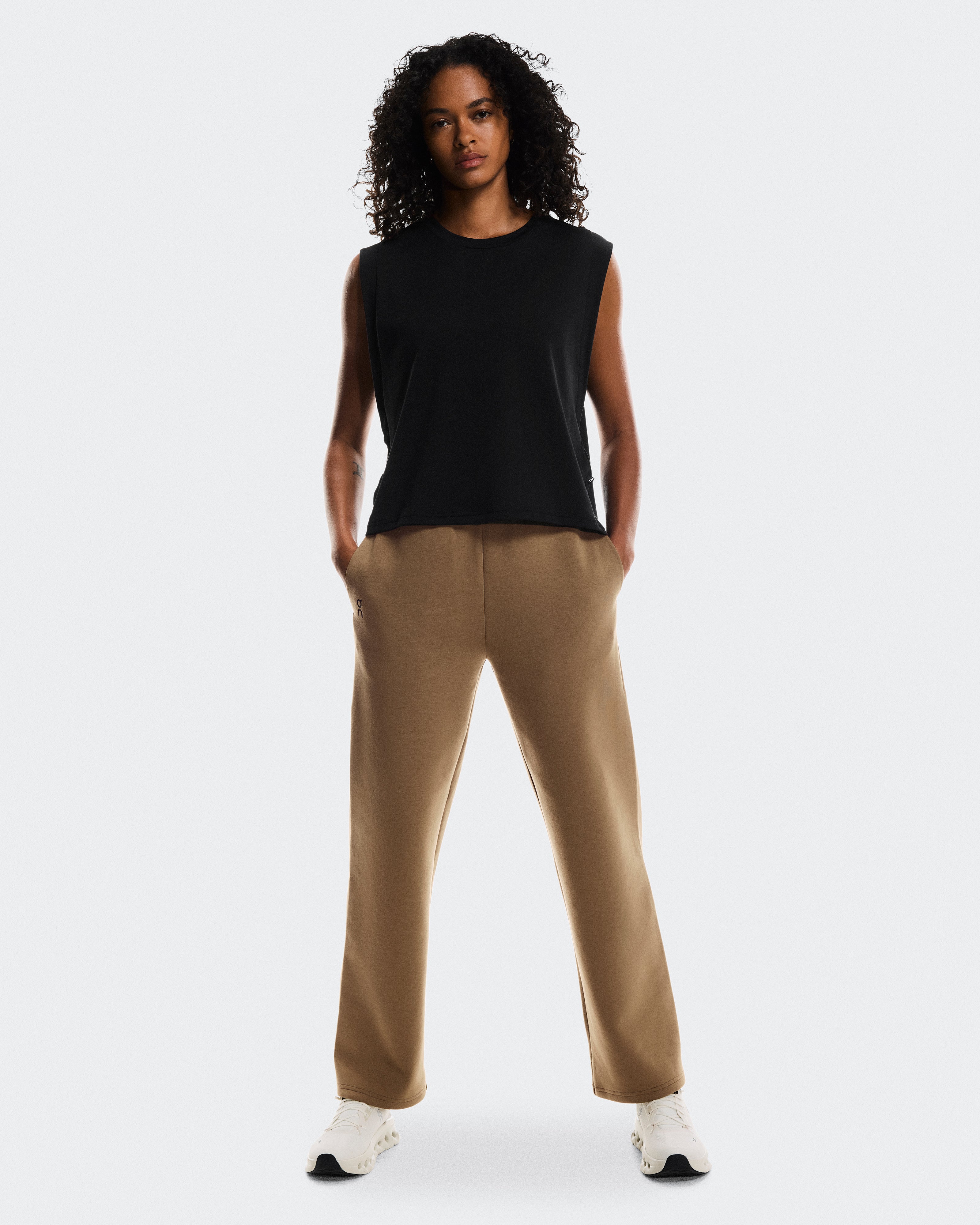 On Focus Tech Sweatpants Nutmeg (Women'S)